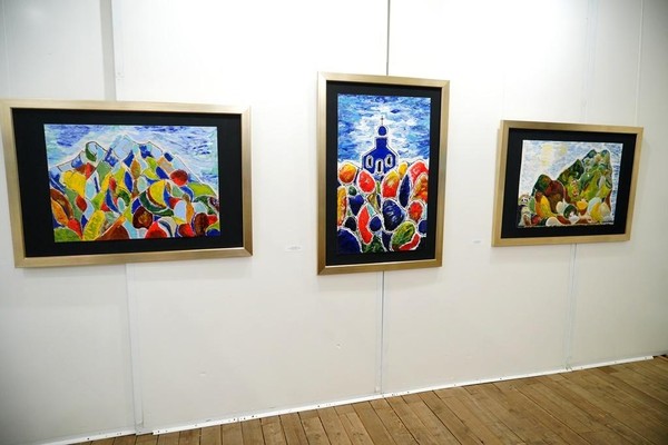 Выставка «В поисках радости»