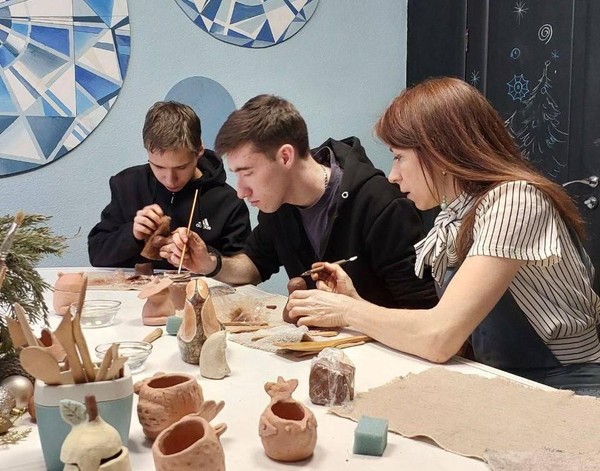 Мастер-класс «Создание изделия из глины. Мастерская традиций: от истории к современности»