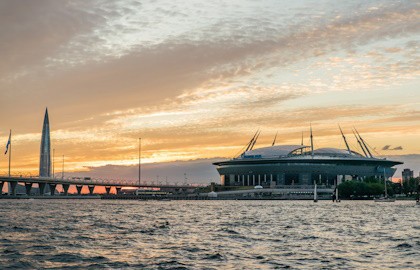 Круиз на закат по рекам и каналам с выходом в Финский залив