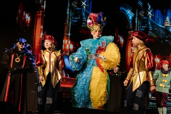 По ту сторону зеркала