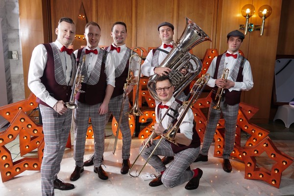 Кинохиты с «Фортуна брасс»