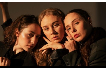 Группа «Девы Петра»