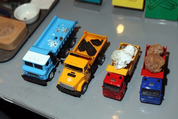 На земле и под землей