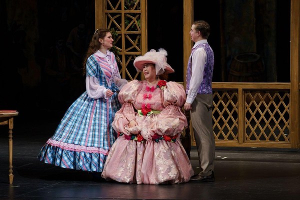 Спектакль «Ханума»