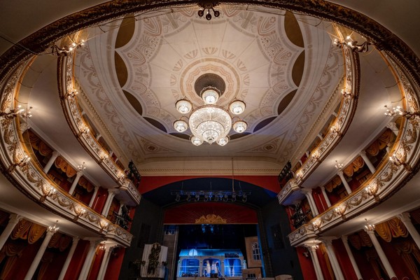 Спектакль «Саша, привет!»