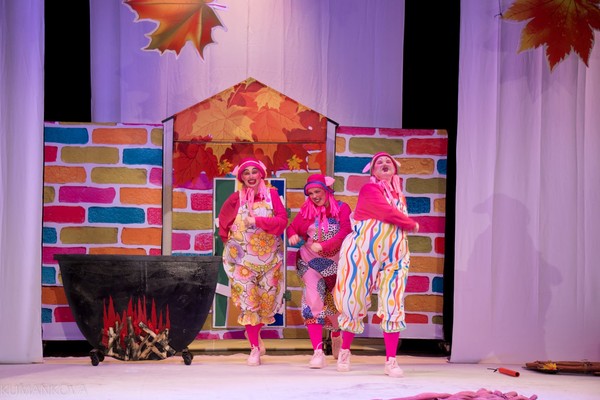 Три поросёнка