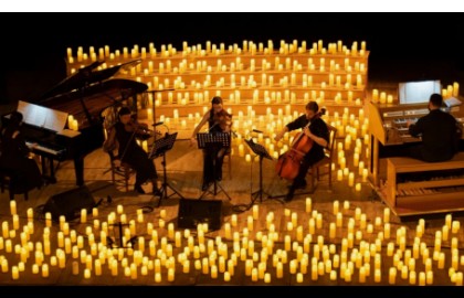 Люмос. Неоклассика: Эйнауди и Рихтер при 1000 свечей