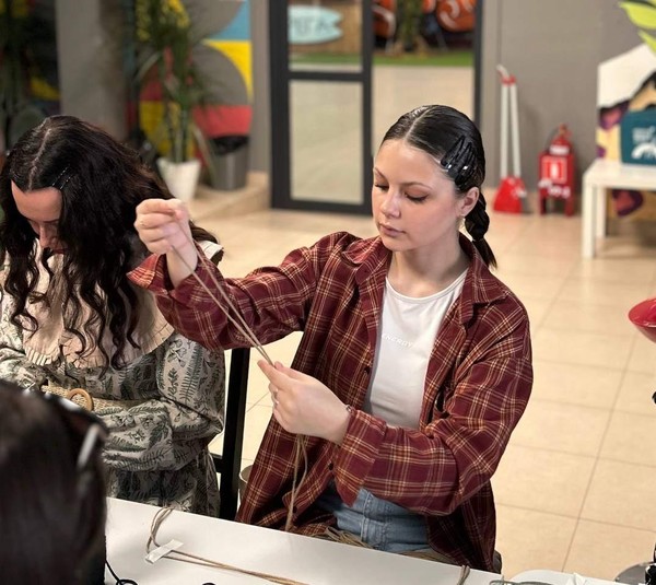 Мастер-класс «Узелки истории: мастерство макраме»