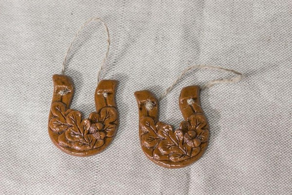 «Подкова из глины»