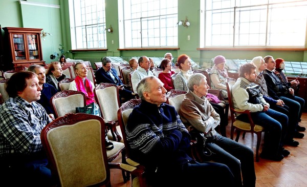 Лекция «Памятник Петру Первому: 185 лет в сердце Кронштадта»