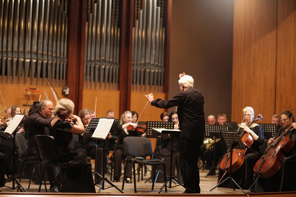 Концерт Сочинского симфонического оркестра «Ритмы страсти и мелодии души»