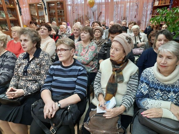 Лекция о поэтах Петербурга