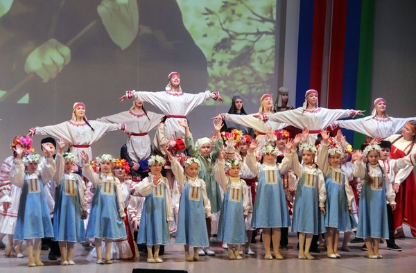 Нас учили быть птицами