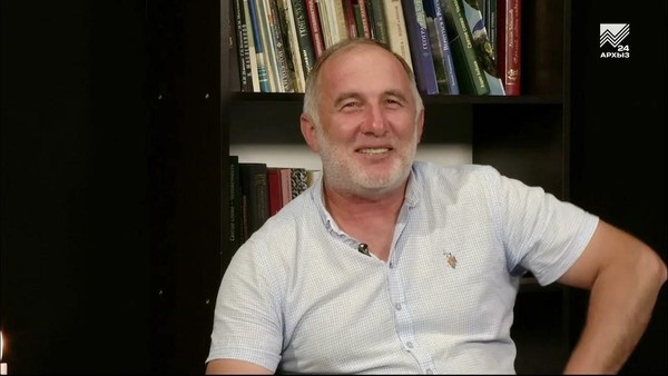 «Блуждая в рифмах вдохновенья...»