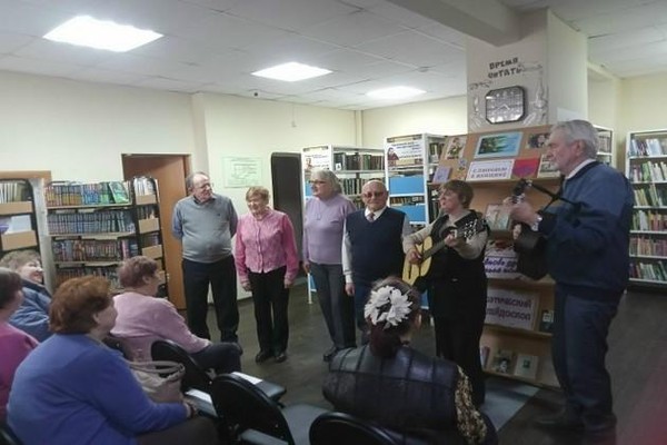 Литературно-музыкальная гостиная «Этот день мы приближали как могли...»