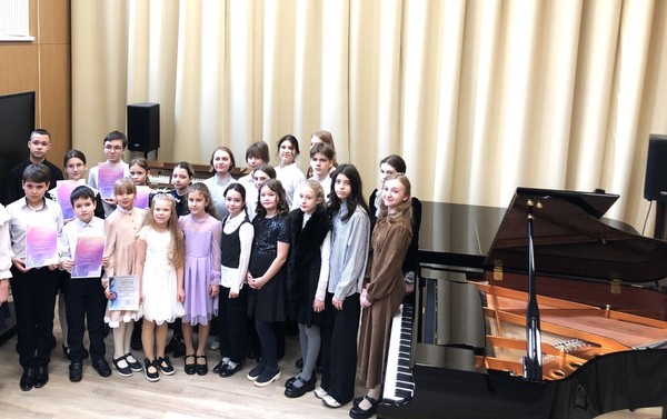 Концерт «Весенний дивертисмент»