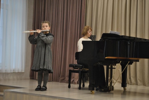 Концерт «Весеннее настроение» учащихся класса флейты