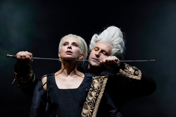 Опасные связи