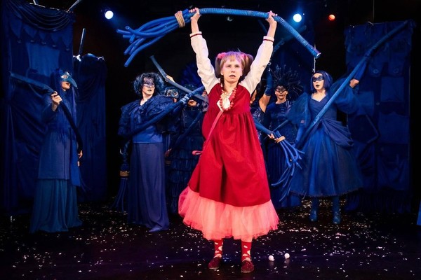 Музыкальная сказка для всей семьи «Маленькая колдунья»