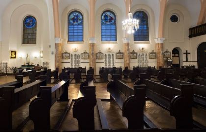 Орган при свечах: планета Бах