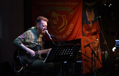 Нас запомнит История...