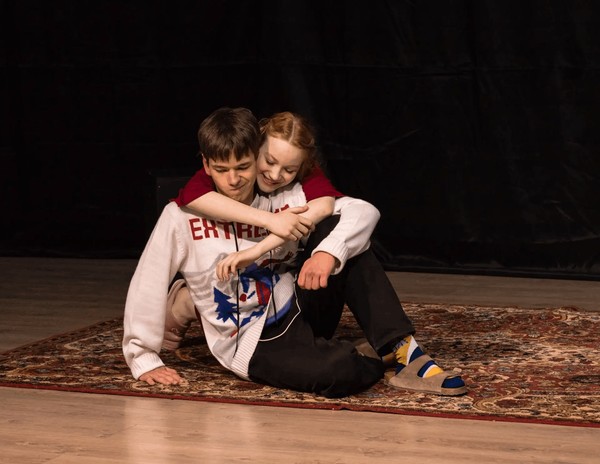 «Шнурок или любил, люблю и буду любить»