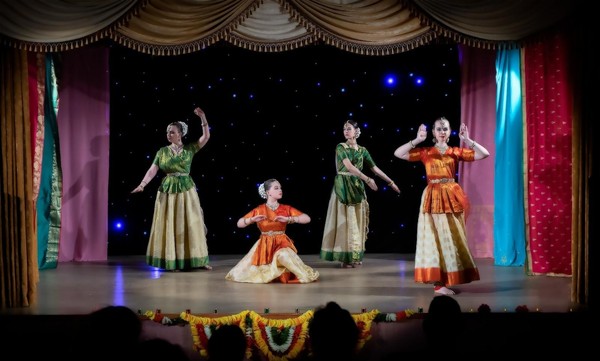 «Ганготри: 10 жемчужин Ганги» –юбилейный концерт «Ганготри»