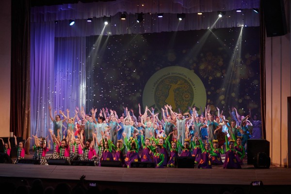 Юбилейный концерт ОАТ «Малахит» – «15 лет счастья»