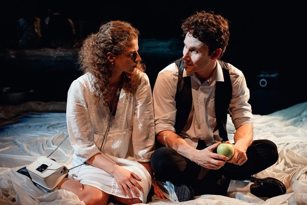 Спектакль «Когда я был Андреем / Я монстр»