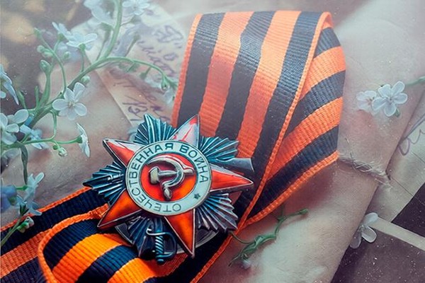 Спектакль «Ребята нашего двора»