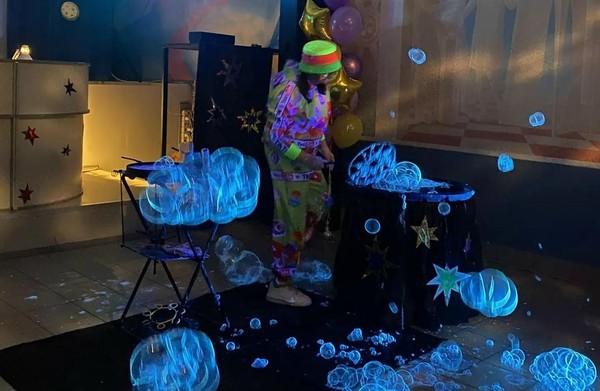 Неоновая вечеринка