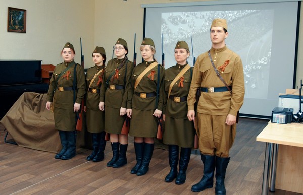 Тематический вечер «Помнит сердце, не забудет никогда»