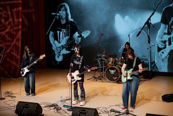 «Легенды рока»