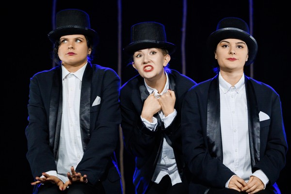 В открытом море