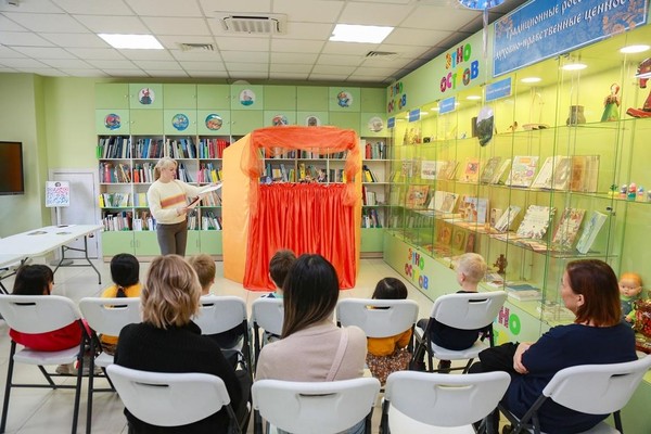 День Девочки-лебедя: иммерсивный кукольный спектакль по мотивам сказки «КыКык»