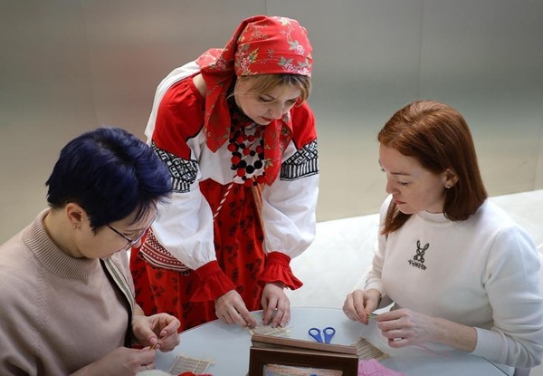 Интерактивная программа «Весенние забавы» для всей семьи