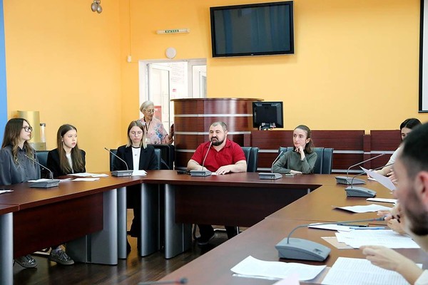 Заседание молодежного правового клуба «Человек и закон»