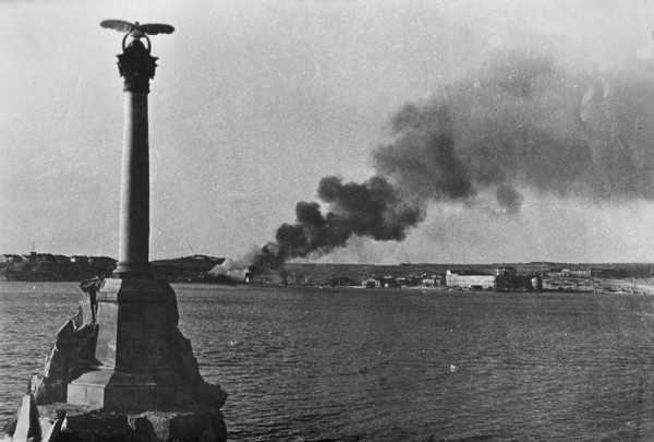 Выставка «Севастополь. Город двух оборон»