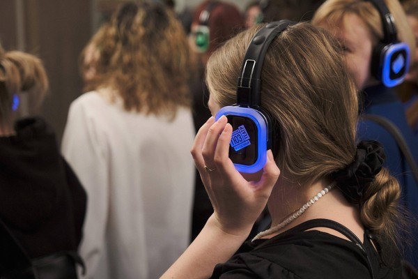 Экскурсия-погружение «Секреты сказок, или Нейросети будущего в театре и жизни»