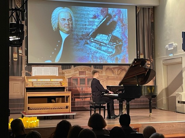 Рояль и орган