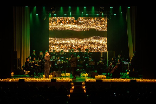 Neo Classic Orchestra и хор. Идеальное свидание. 3000 свечей