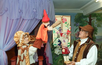 За кулисами кукольного театра