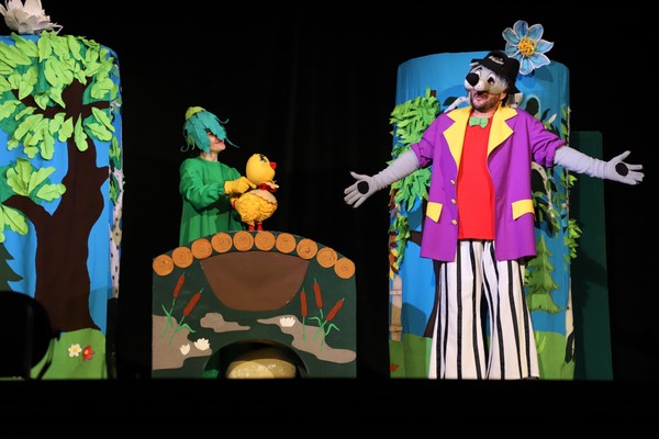 Спектакль «Золотой цыпленок»