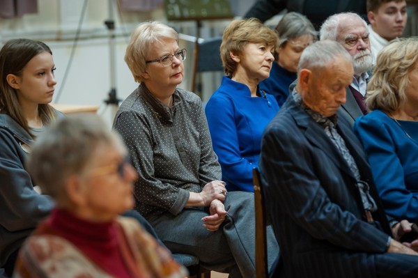 Презентация книги сказок В. И. Корневой «В некотором царстве»