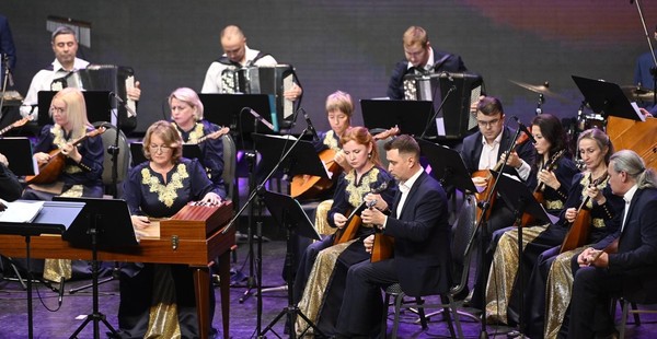 Концерт «Сияй, маяк Севастополя»