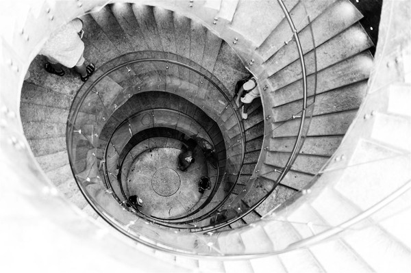 Выставка «Гравитация взгляда»