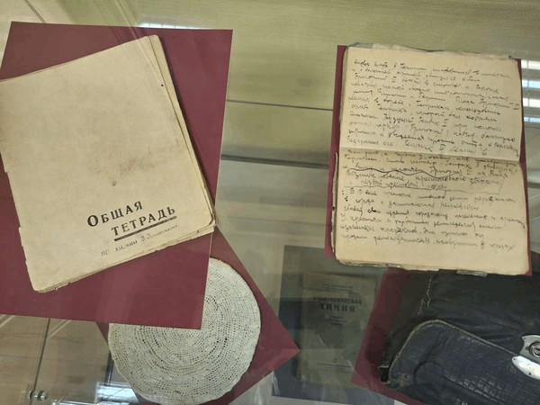 Экскурсия-лекция по временной выставке «Зоя и Александр»