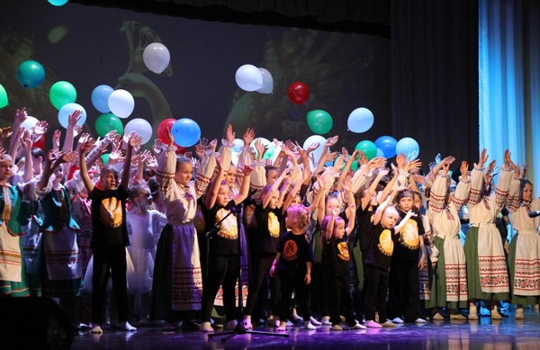 Концертная программа «50 лет творчества и вдохновения»