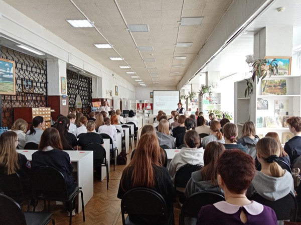 Литературно–исторический альманах «Голоса войны минувшей. Ковровские писатели–фронтовики»