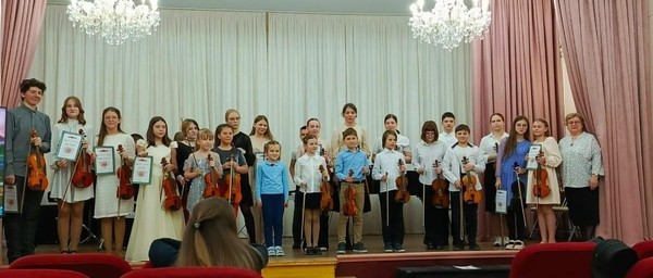 Отчетный концерт струнно-смычкового отделения
